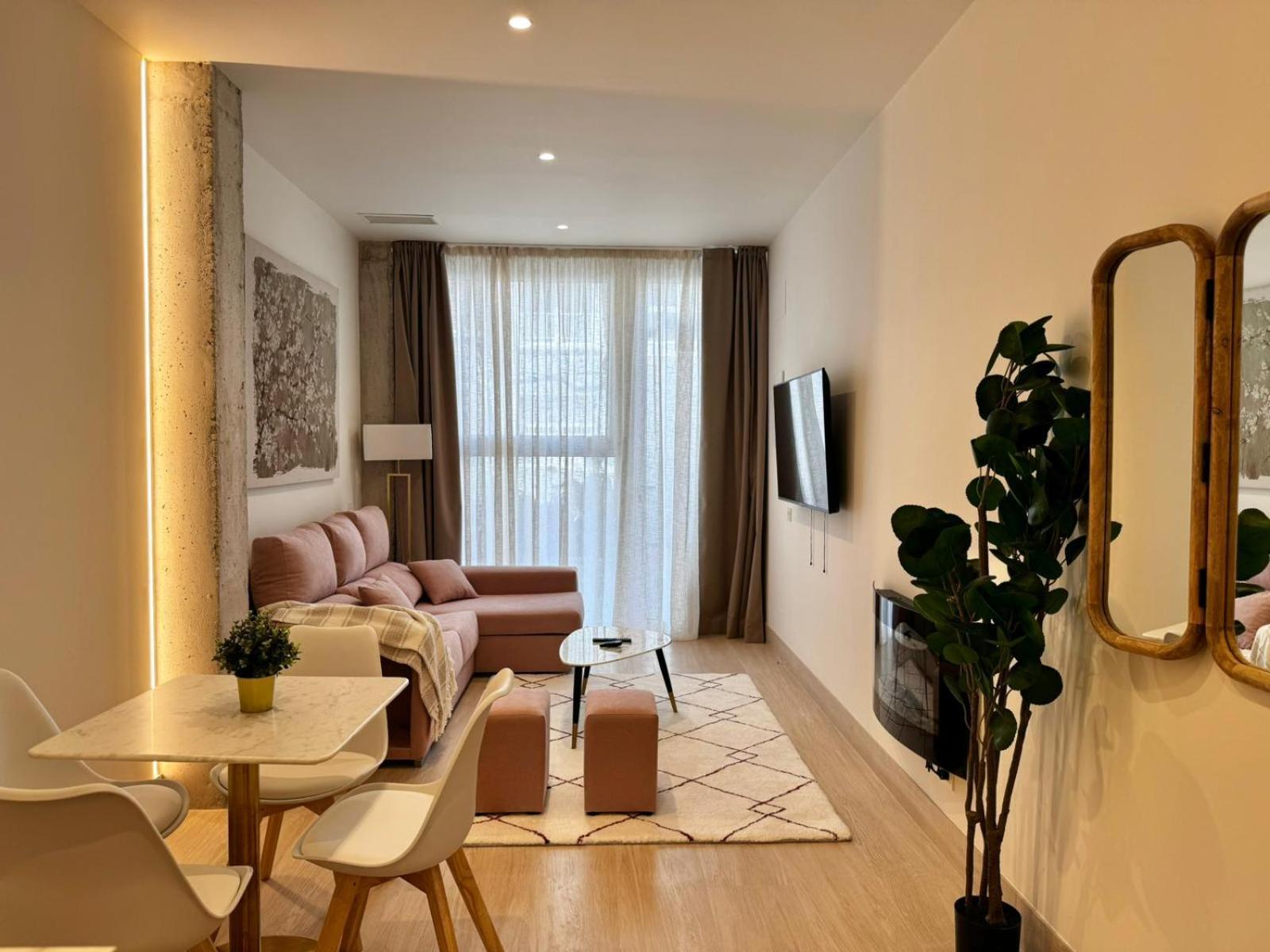 Apartamentos Orilla Del Bernabeu Мадрид Екстер'єр фото