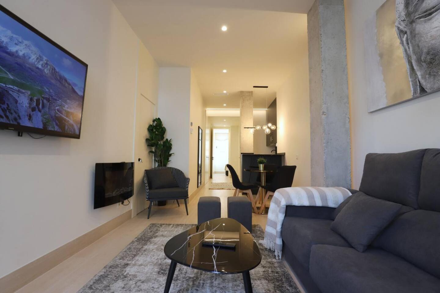 Apartamentos Orilla Del Bernabeu Мадрид Екстер'єр фото