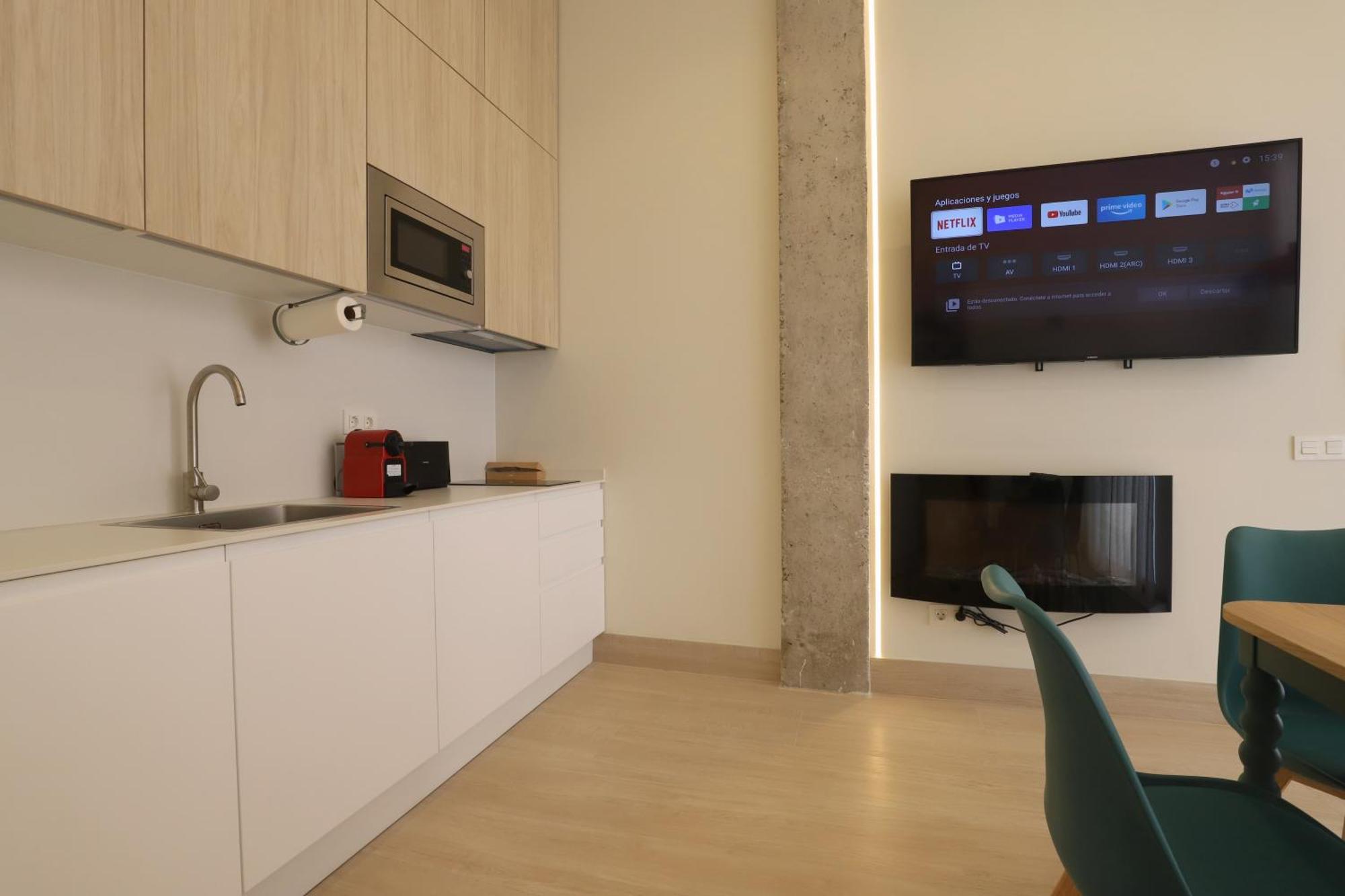 Apartamentos Orilla Del Bernabeu Мадрид Екстер'єр фото